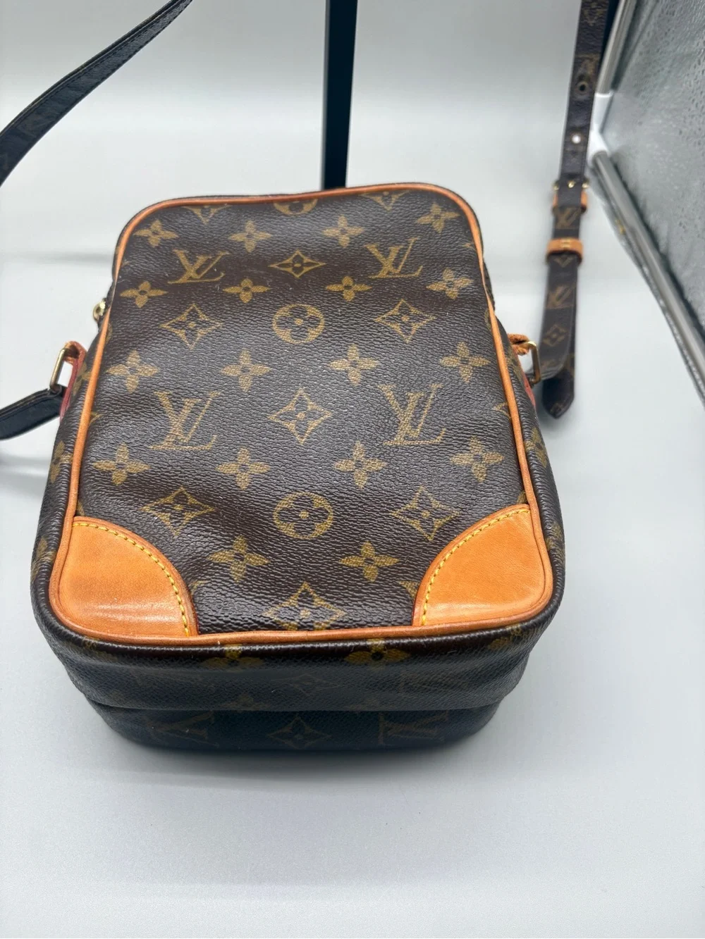 Louis Vuitton Amazone M45236 Monogram Vintage Crossbody Bag